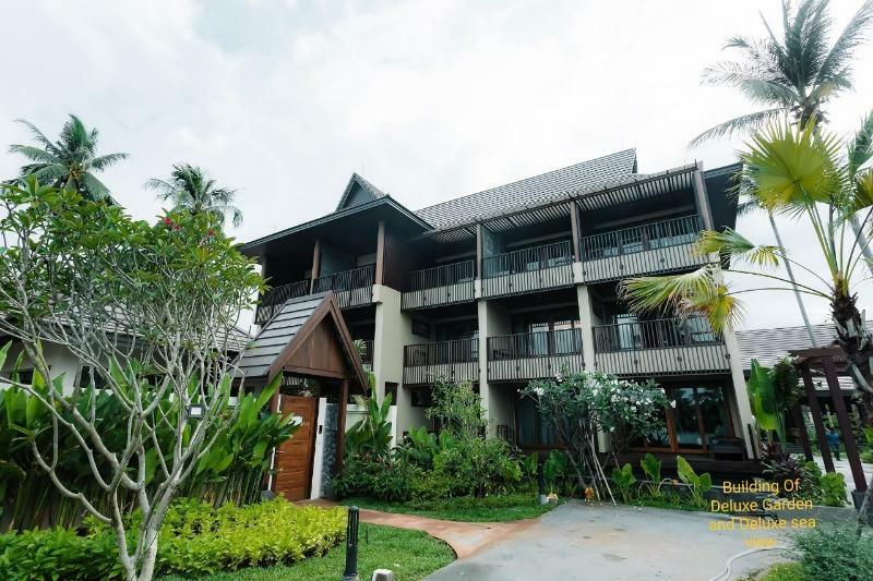 Khanom Beach Resort And Spa Exterior foto